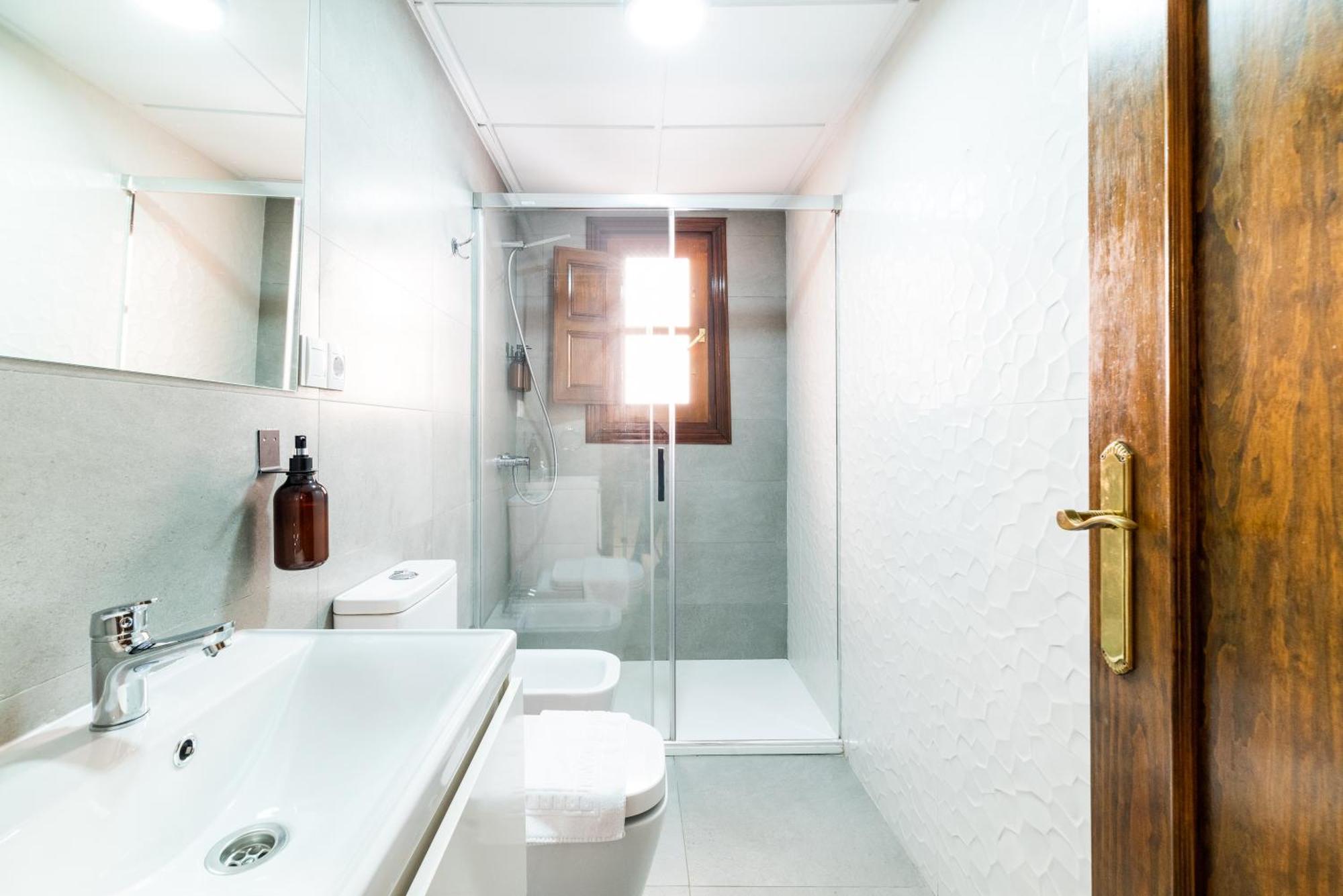 Wekey Homes Granada, El Encanto De Navas Centro Экстерьер фото