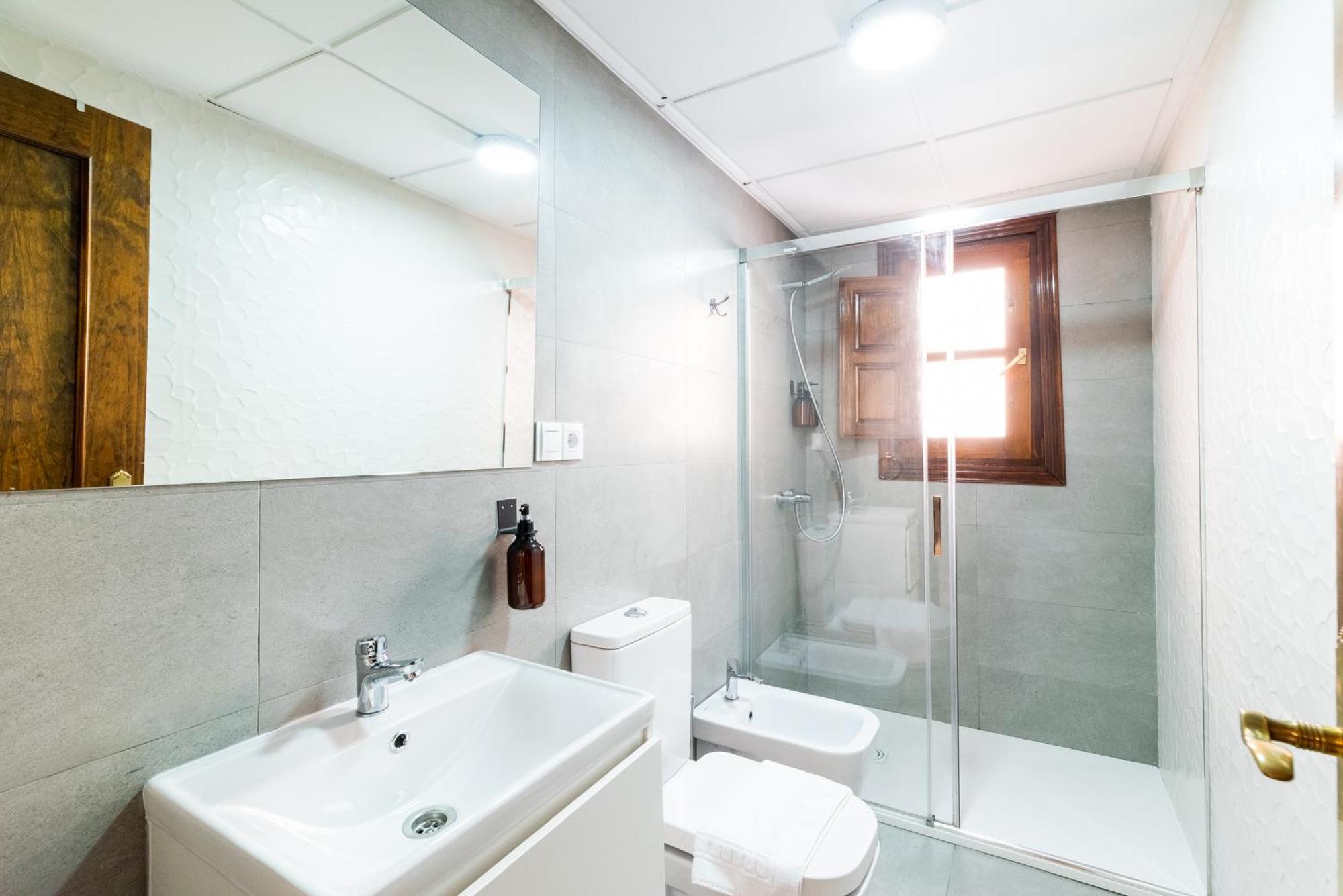 Wekey Homes Granada, El Encanto De Navas Centro Экстерьер фото